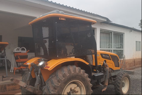 PROTEÇÃO PARA TRABALHAR COM PODADEIRA VALTRA A-750